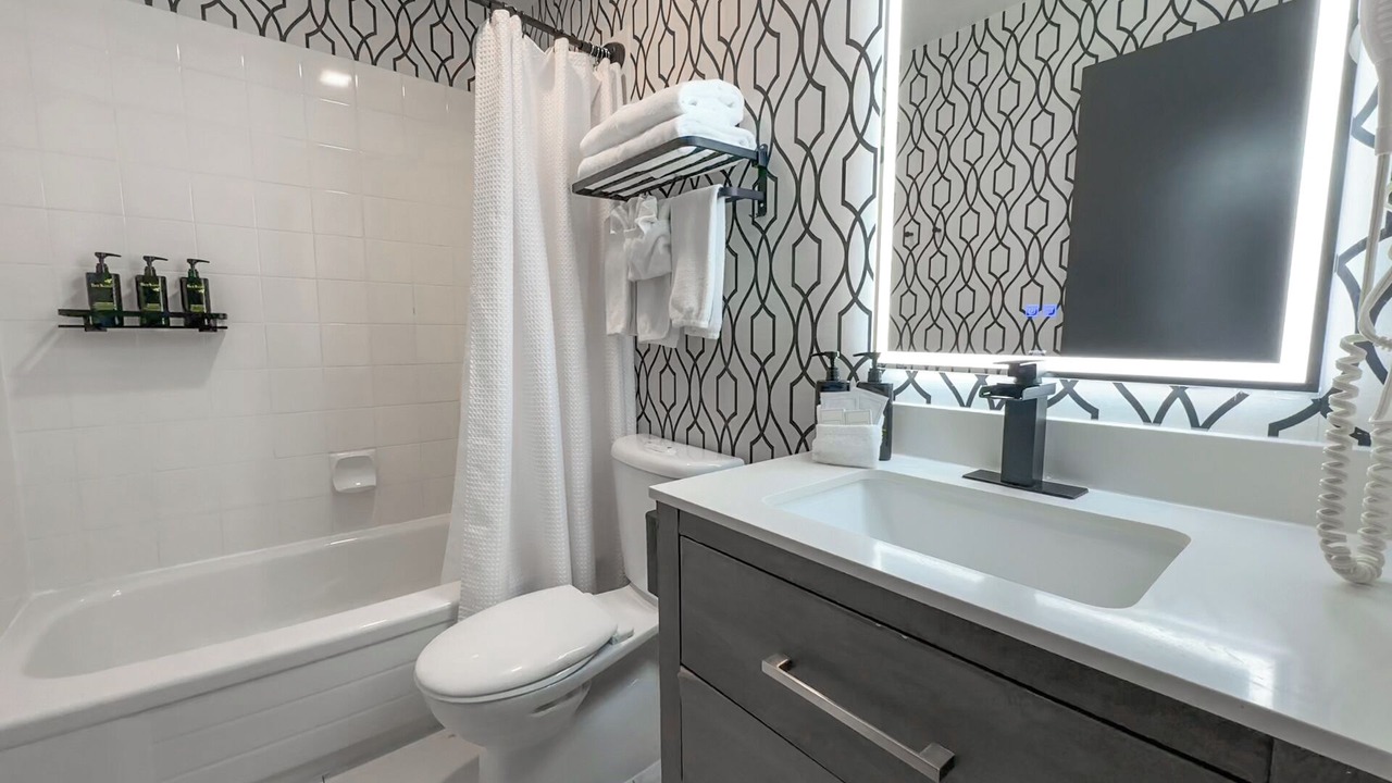Photo of Bathroom in Sechelt