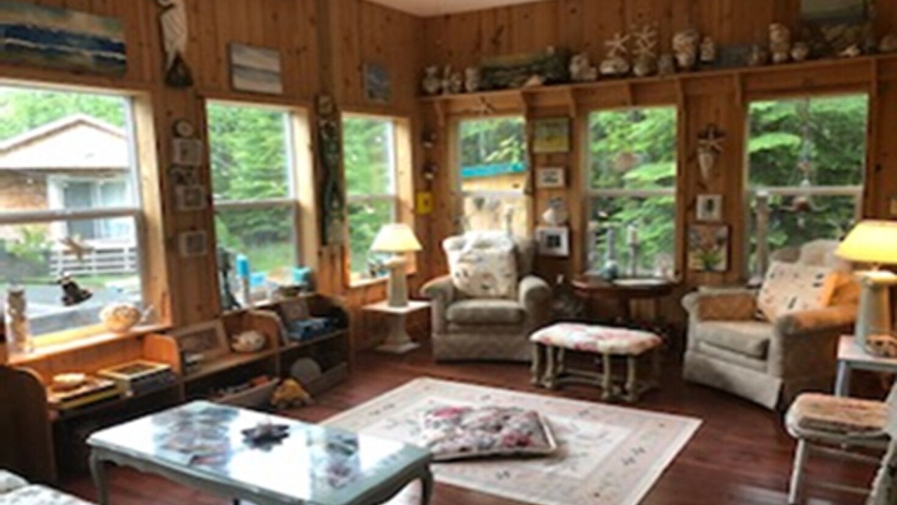 Photo of Livingroom in Victoria Beach