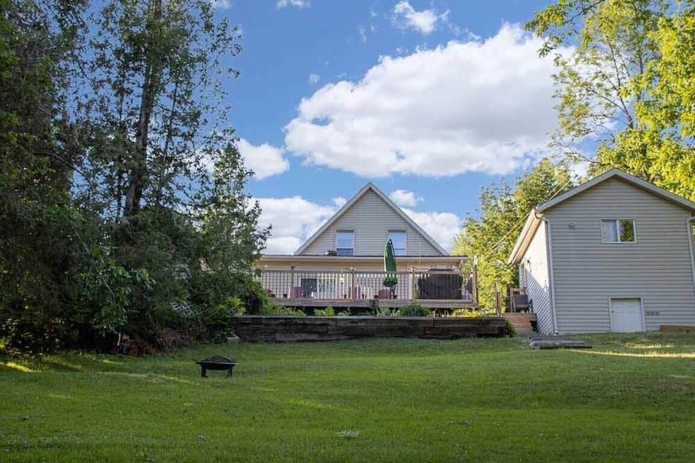 Photo of Outdoor in Paisley