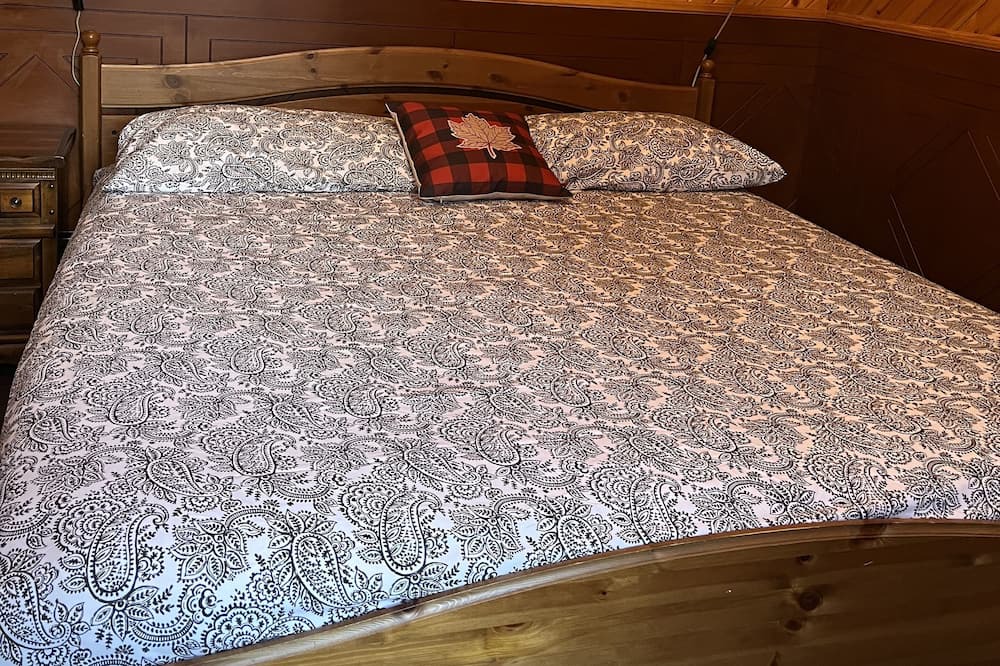 Photo of Bedroom in Ahmic Harbour