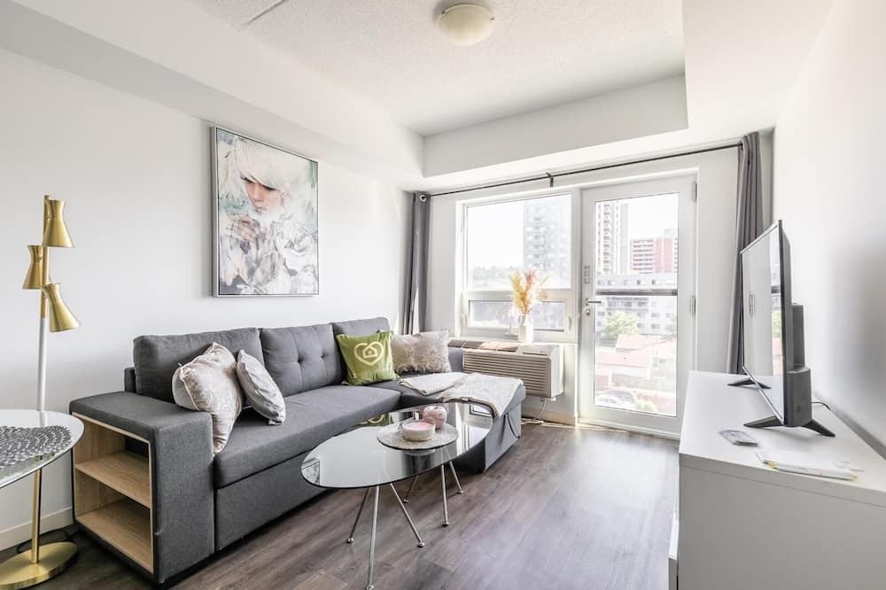Photo of Livingroom in Beasley