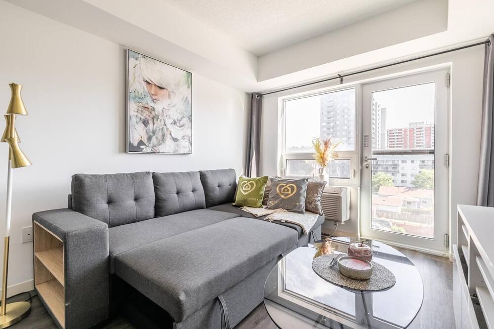 Photo of Livingroom in Beasley