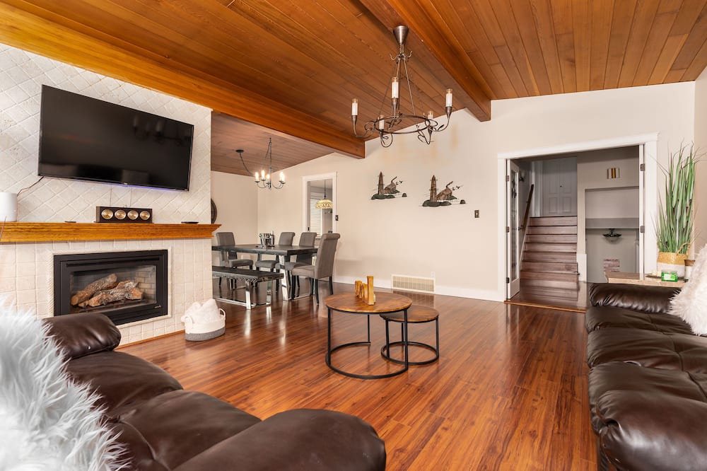 Photo of Livingroom in Abbotsford
