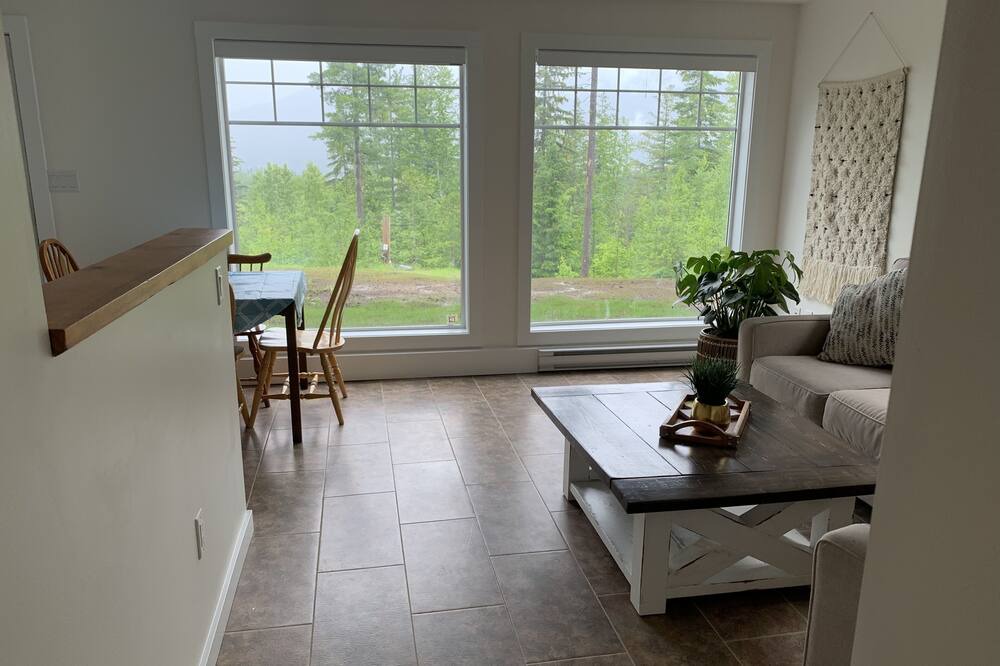 Photo of Livingroom in Eagle Bay