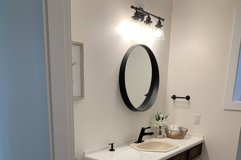 Photo of Bathroom in Eagle Bay