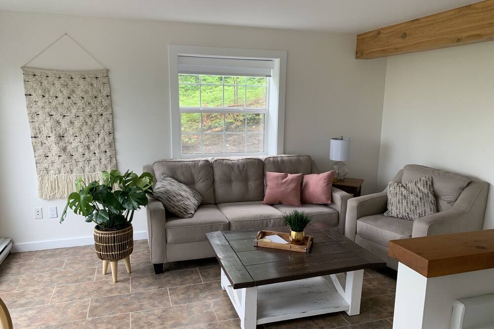 Photo of Livingroom in Eagle Bay