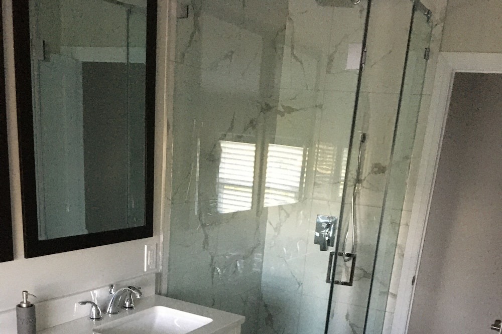 Photo of Bathroom in Hamilton