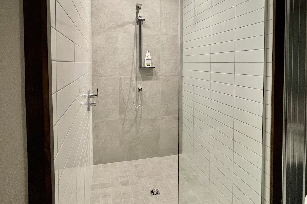 Photo of Bathroom in Sainte-Marguerite-du-Lac-Masson