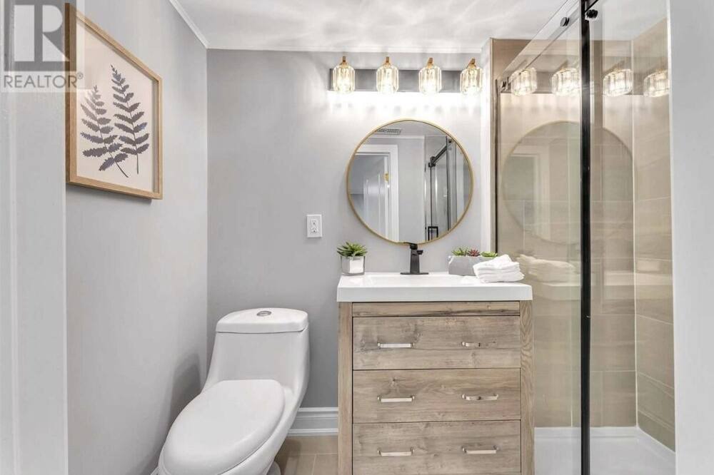 Photo of Bathroom in Eringate