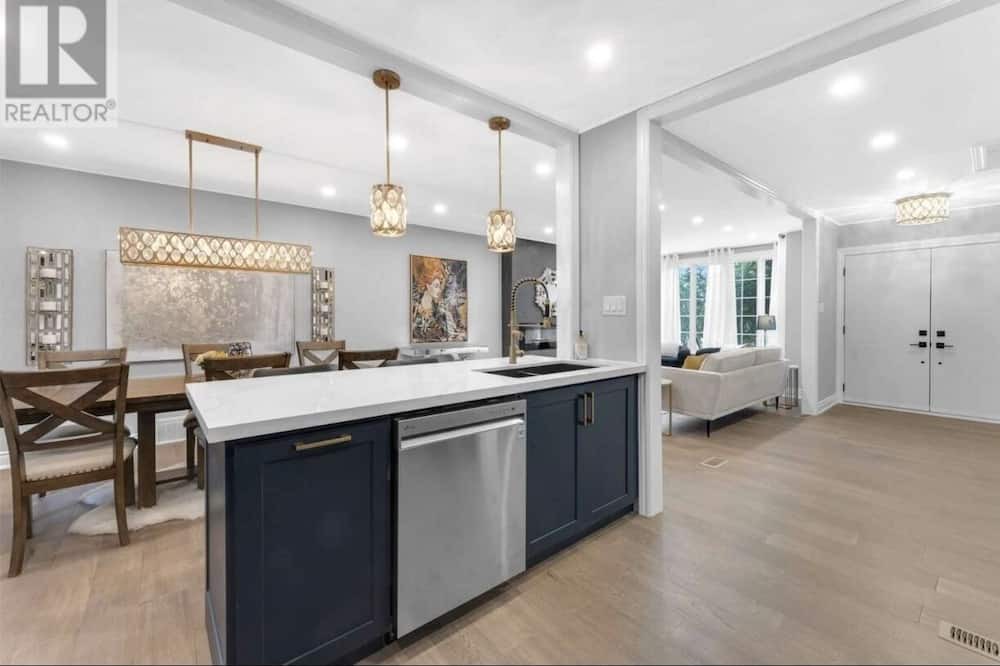 Photo of Kitchen in Eringate