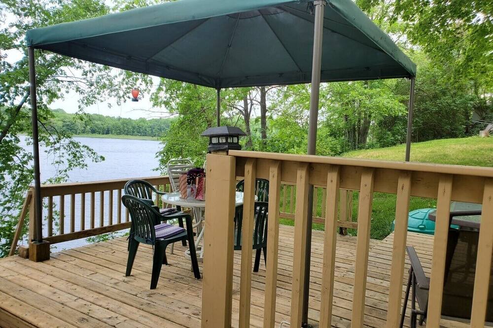 Photo of Patio Balcony in Frontenac