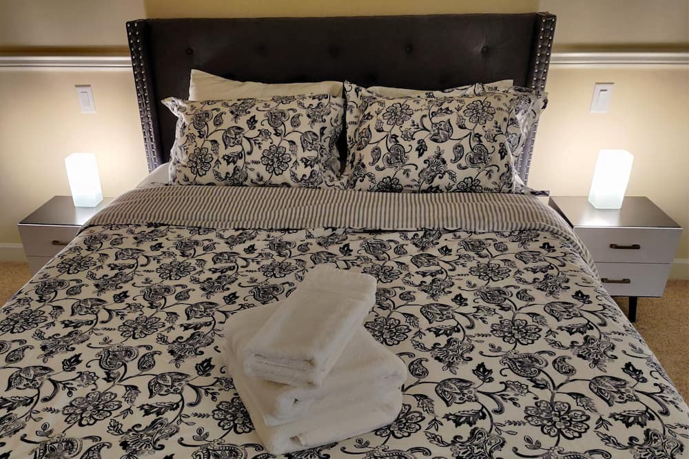 Photo of Bedroom in Willoughby
