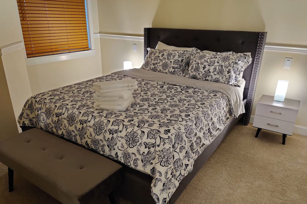 Photo of Bedroom in Willoughby