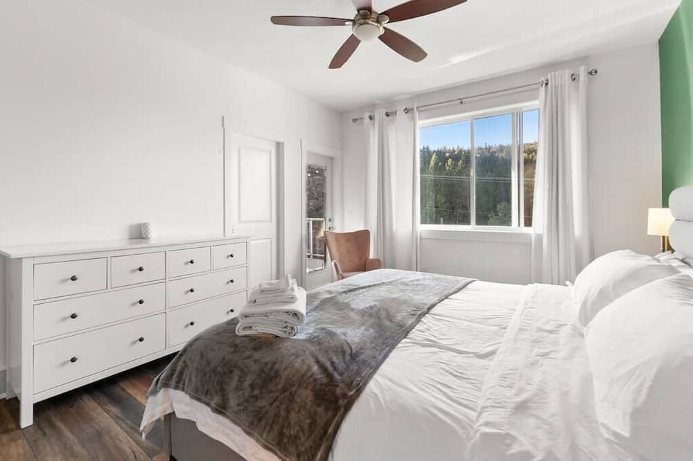 Photo of Others in West Kelowna Estates