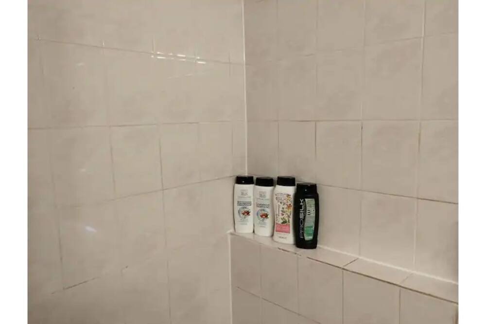 Photo of Bathroom in Crescent Heights