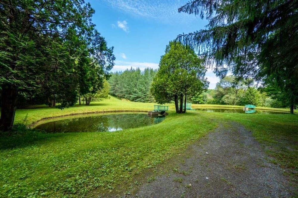 Photo of Outdoor in Weedon