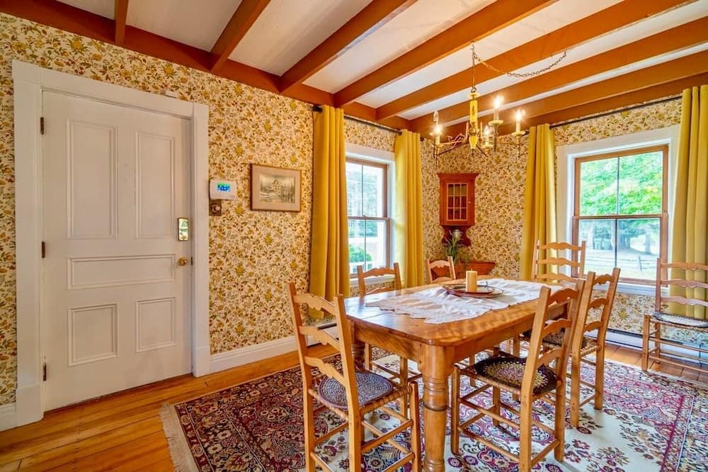 Photo of Kitchen in Weedon