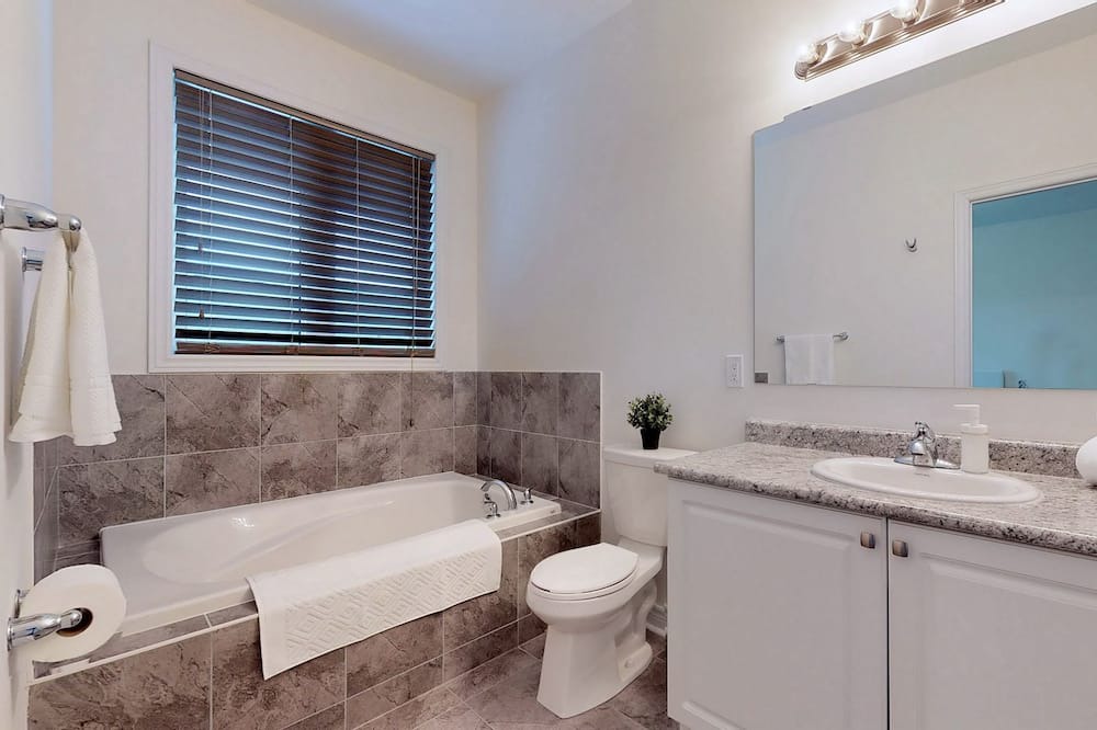 Photo of Bathroom in Aurora