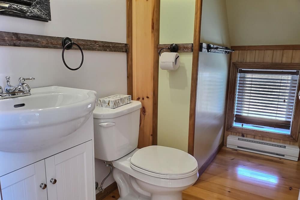 Photo of Bathroom in Val-D'Irene