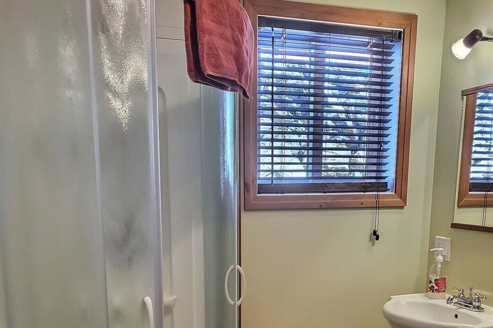 Photo of Bathroom in Val-D'Irene
