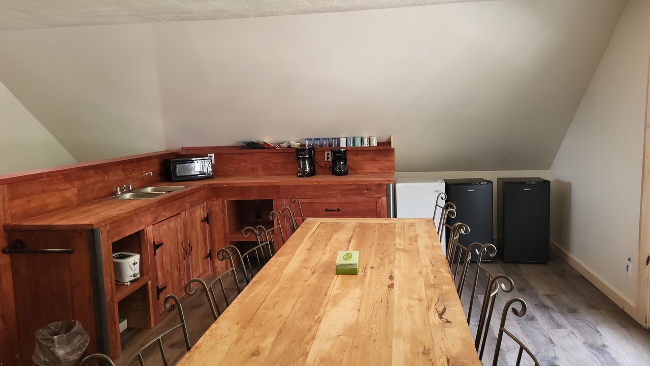 Photo of Livingroom in East Kootenay