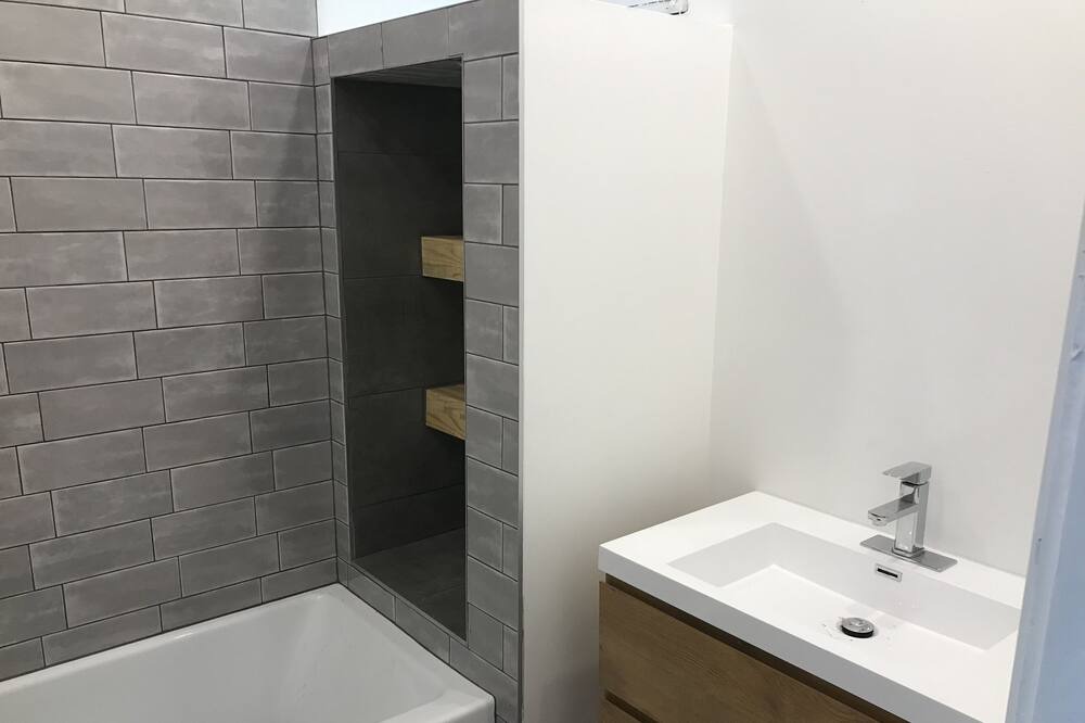 Photo of Bathroom in Verdun