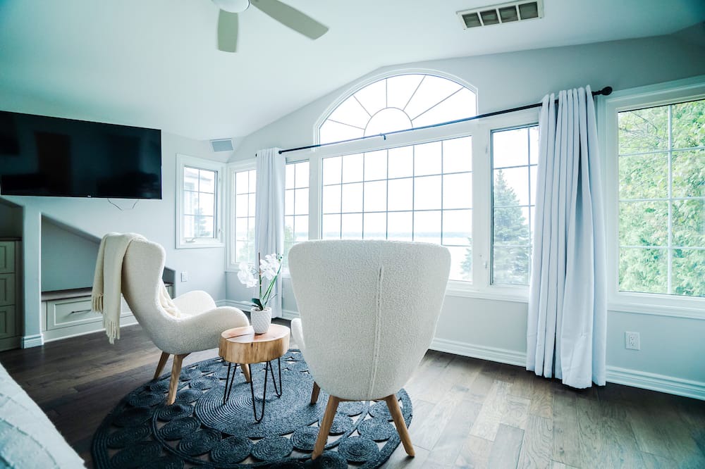 Photo of Livingroom in Augusta