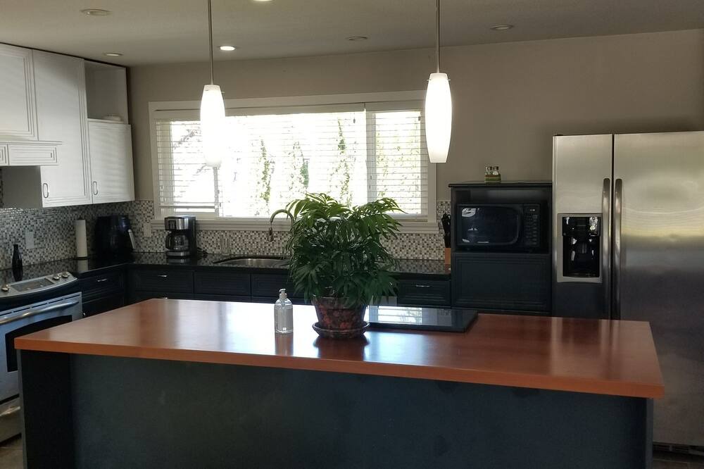 Photo of Kitchen in Maple Ridge