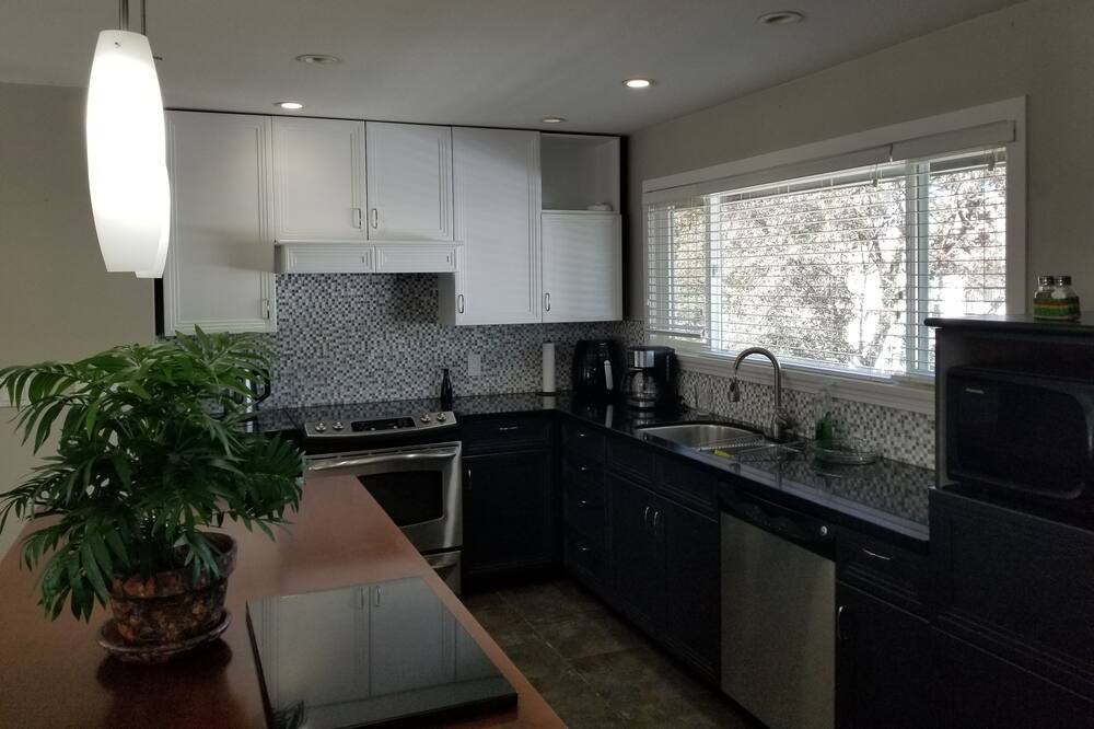 Photo of Kitchen in Maple Ridge