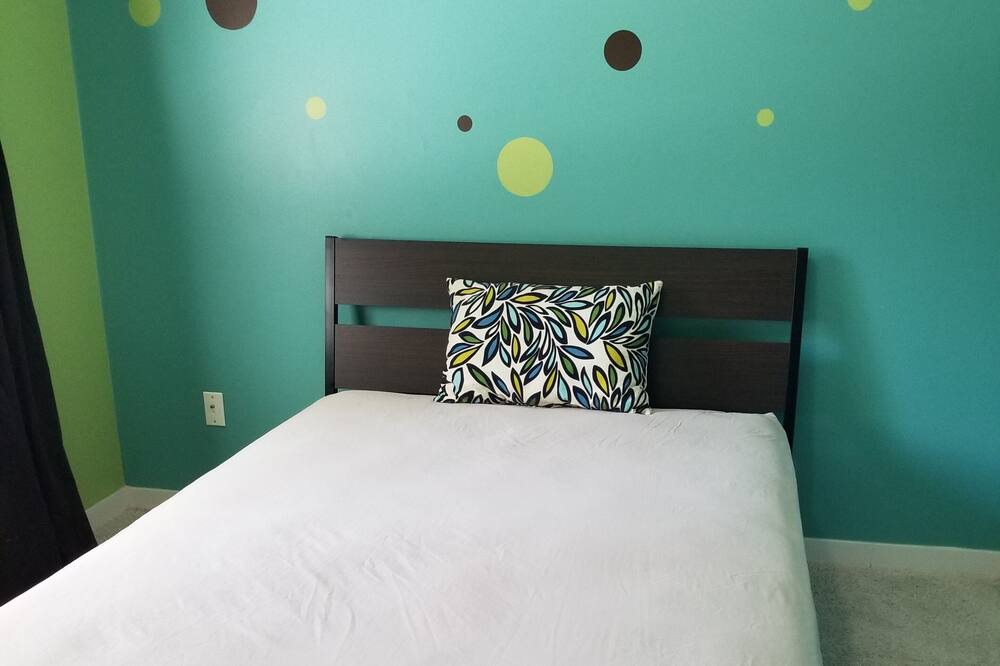 Photo of Bedroom in Maple Ridge