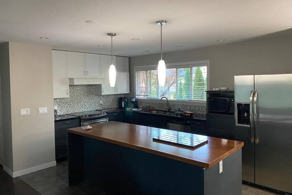Photo of Kitchen in Maple Ridge