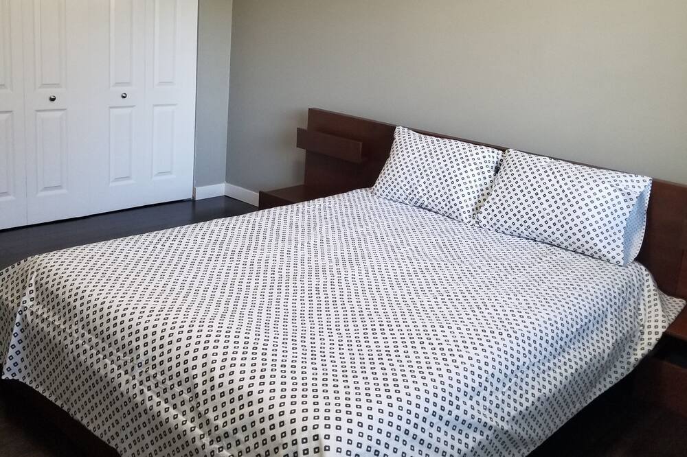 Photo of Bedroom in Maple Ridge