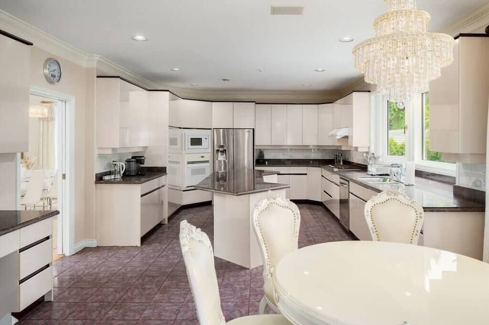 Photo of Bedroom in Kerrisdale