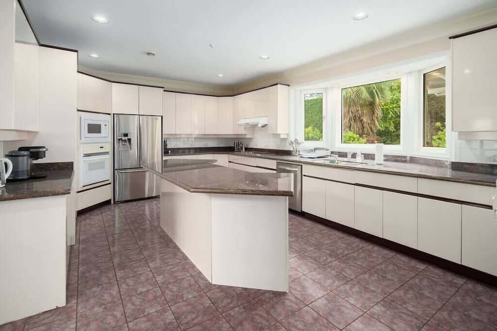 Photo of Kitchen in Kerrisdale