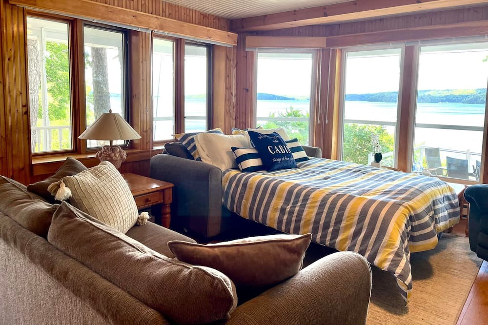 Photo of Bedroom in Potton