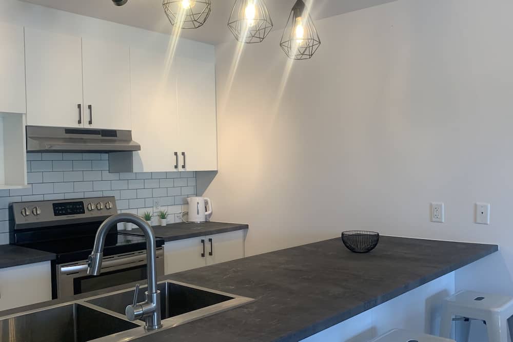Photo of Kitchen in Aylmer