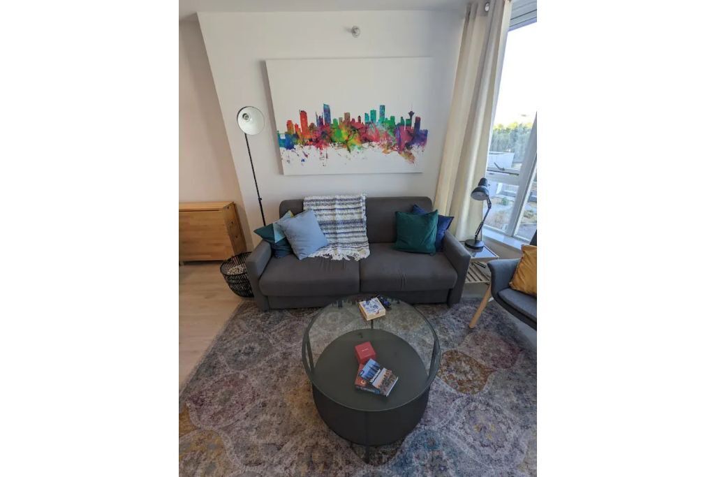 Photo of Livingroom in Crosstown