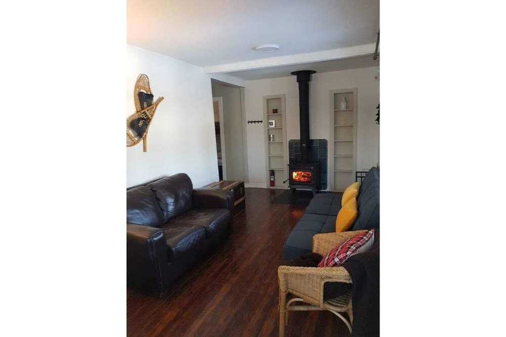 Photo of Livingroom in Lac-Brome