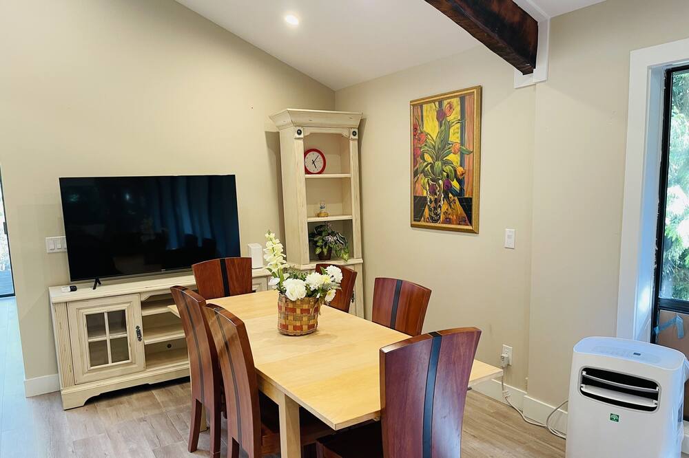 Photo of Kitchen in Langley