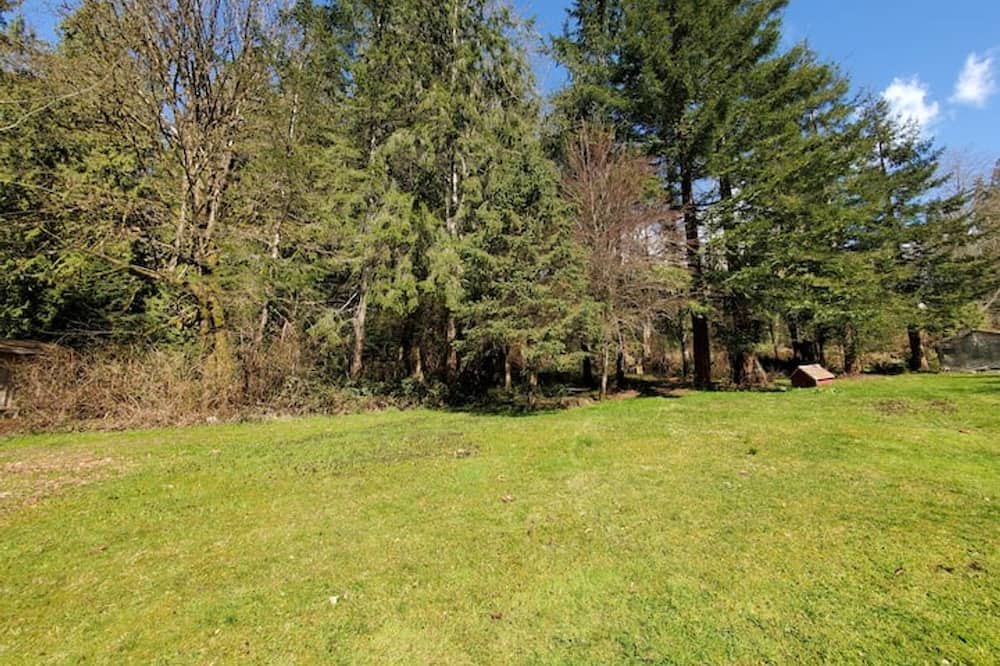 Photo of Outdoor in Woodfibre