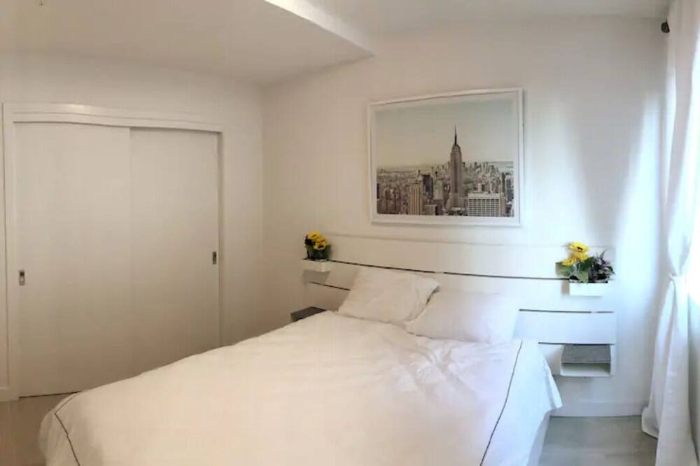 Photo of Bedroom in Sunnyside