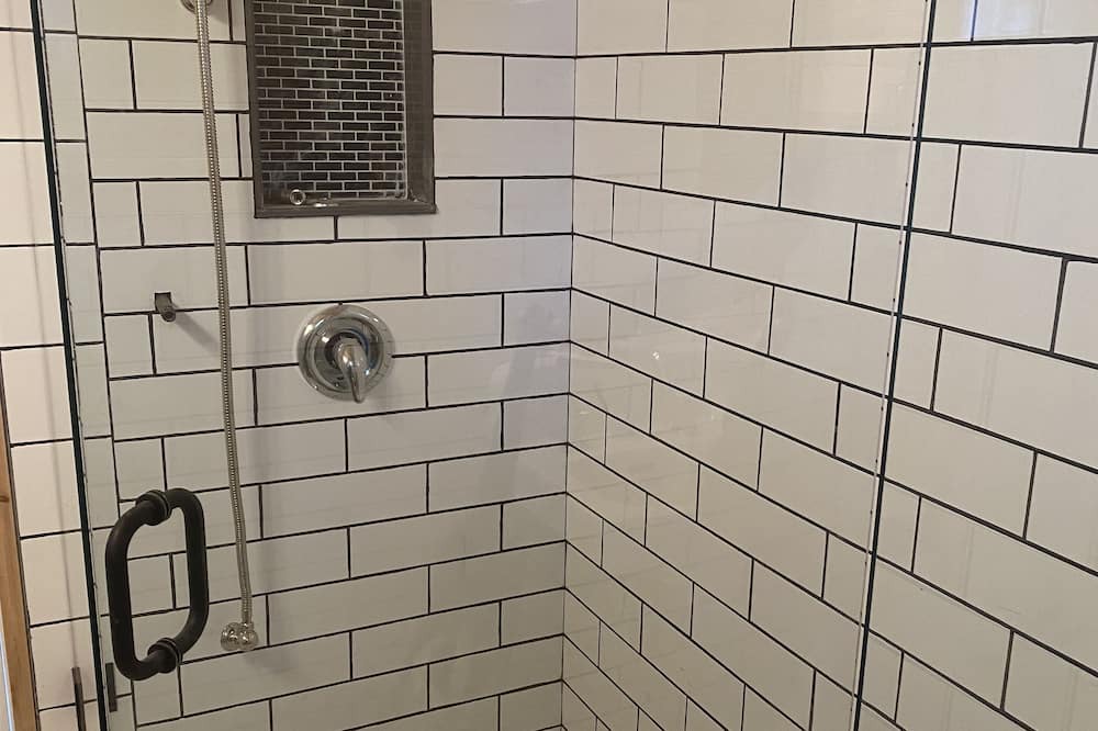 Photo of Bathroom in Honey Harbour