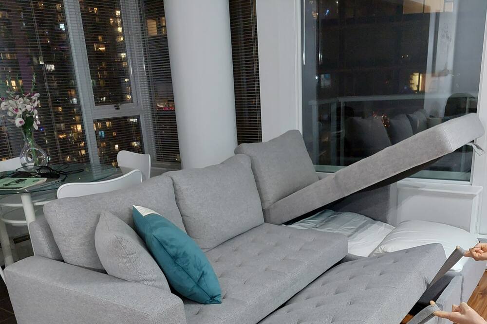 Photo of Livingroom in Crosstown