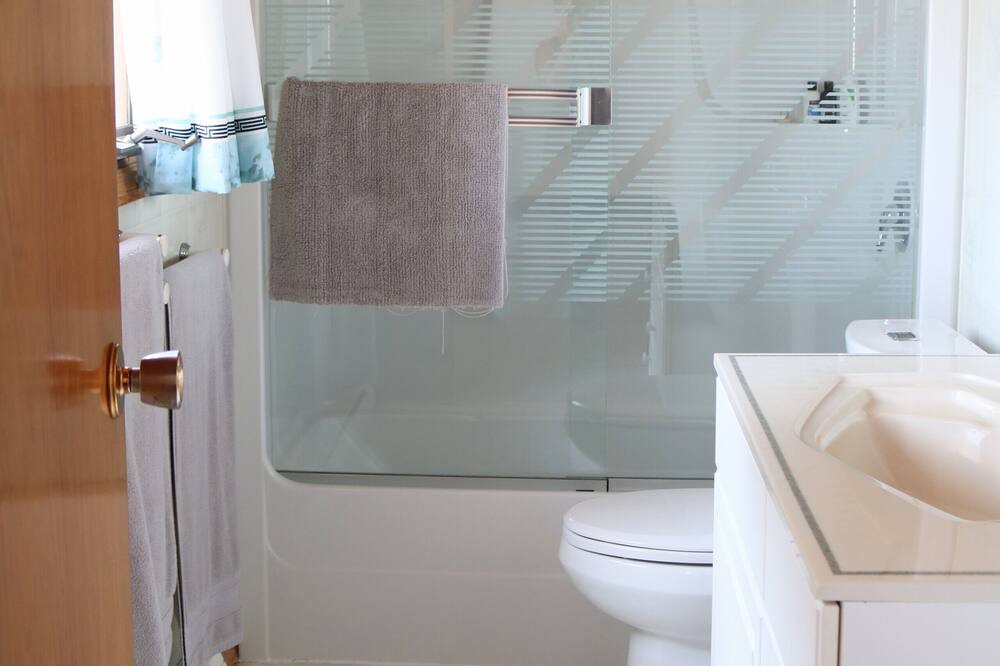 Photo of Bathroom in Saint Laurent