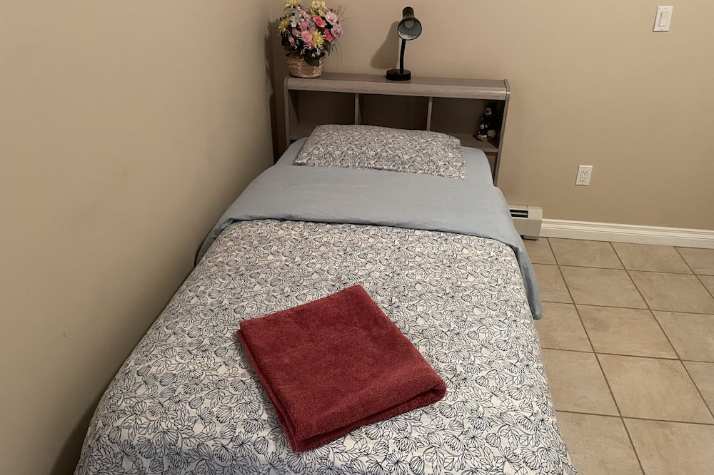 Photo of Bedroom in Delta