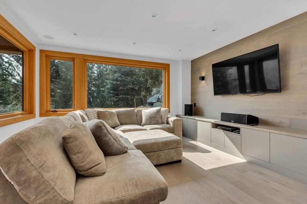 Photo of Others in Whistler Creekside