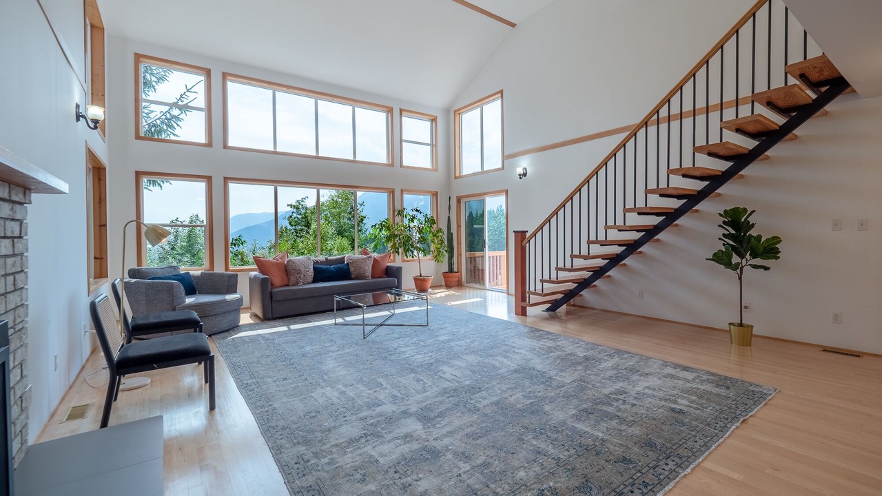 Photo of Livingroom in Squamish