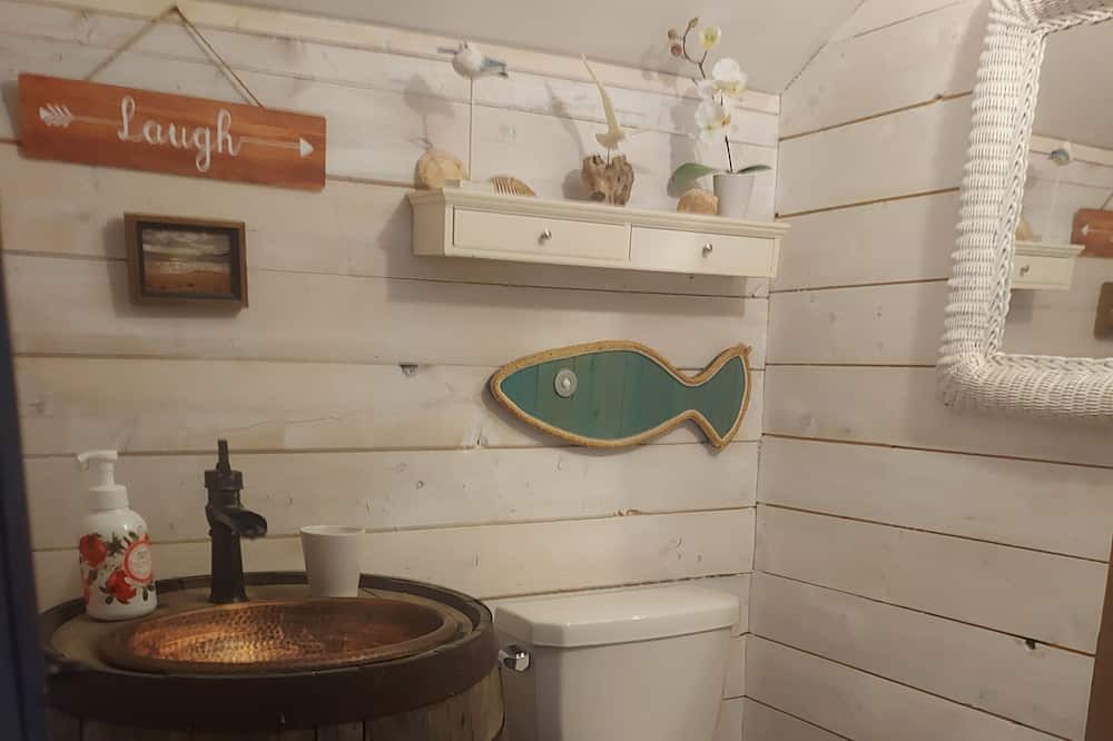 Photo of Bathroom in Summerside