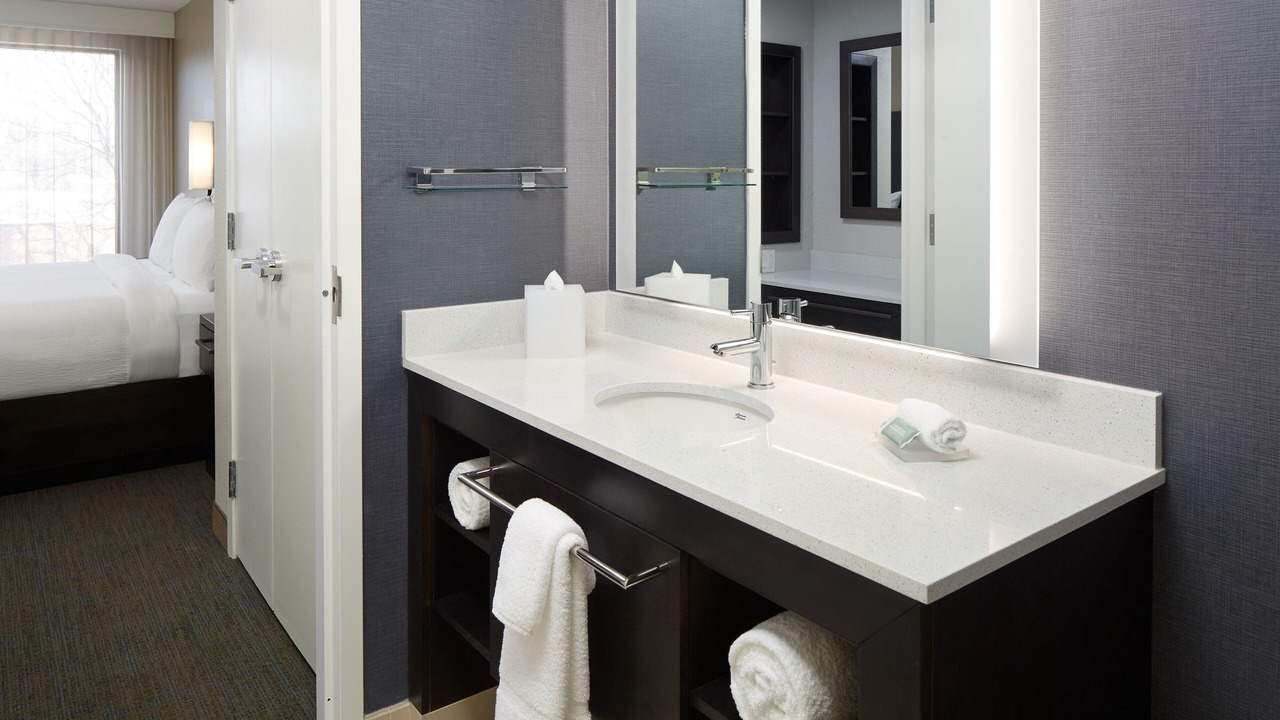 Photo of Bathroom in Cote-Des-Neiges—Notre-Dame-De-Grace