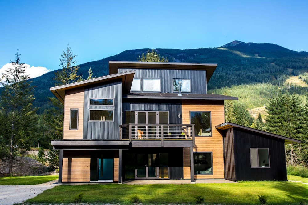 Photo of Outdoor in Revelstoke